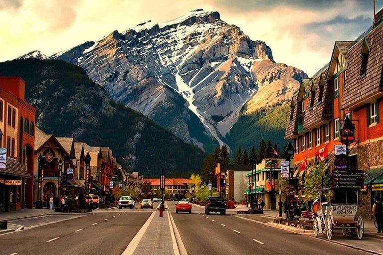 alberta_canada_900x600